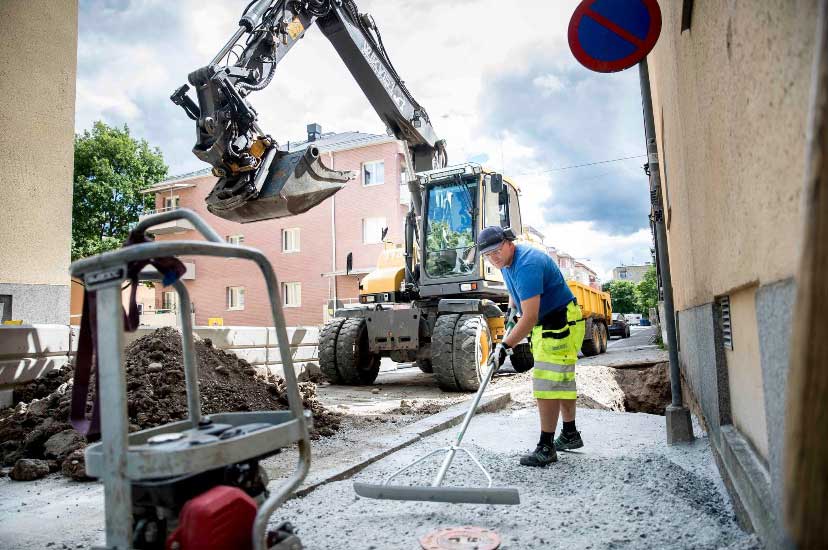 markanläggning planeringsarbeten byggföretag örebro